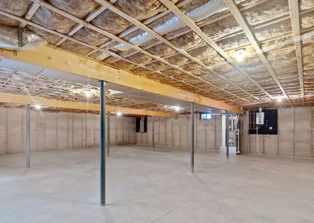 Expert Crawl Space Cleanup: Your Crawl Space Restoration Team in Lenexa, KS