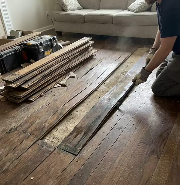Why Lenexa Homeowners Choose Lenexa Restoration Pro for Water Damage Floor Repair?